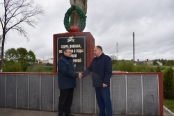 В агрогородке Крынки Лиозненского района почтили память воинов-освободителей (фотофакт)