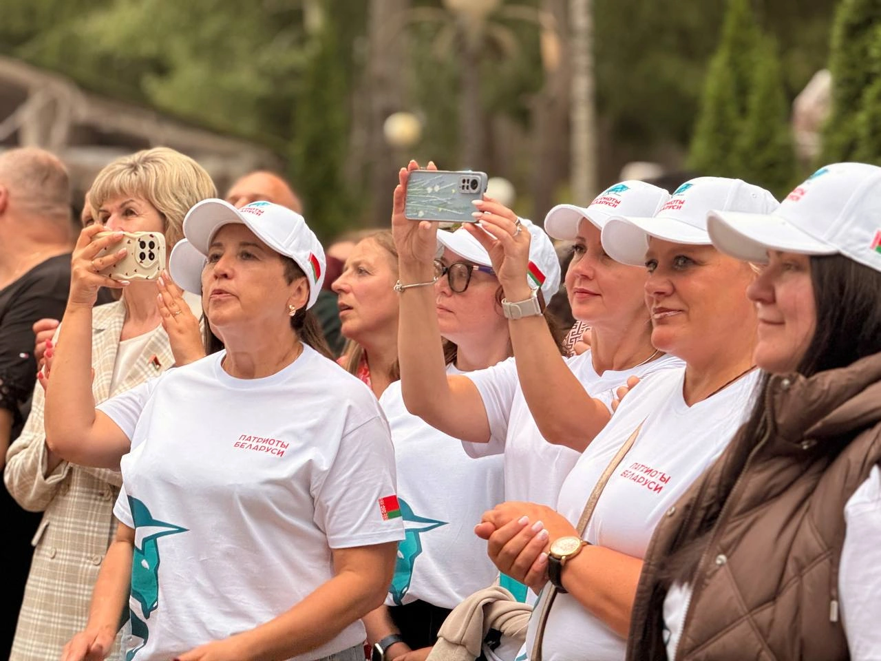 Около 200 патриотов из всех областей собрались под Витебском на форум к 6-й годовщине автопробега «За единую Беларусь»