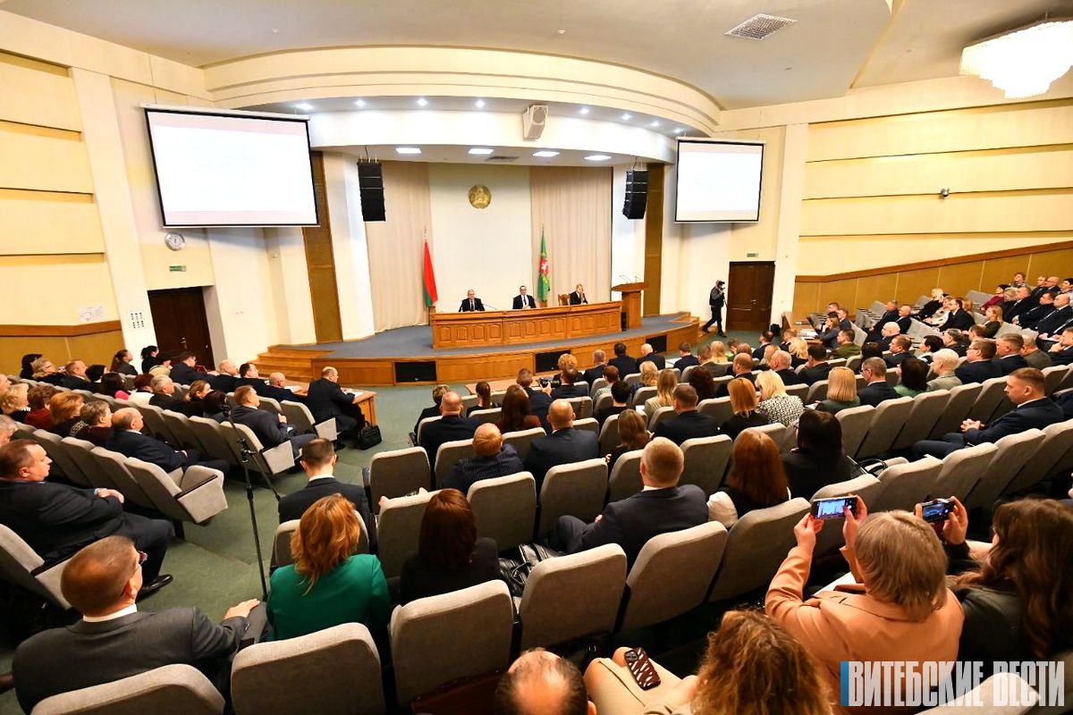 Встреча с делегатами второго заседания VII Всебелорусского народного собрания от Витебской области состоялась в облисполкоме
